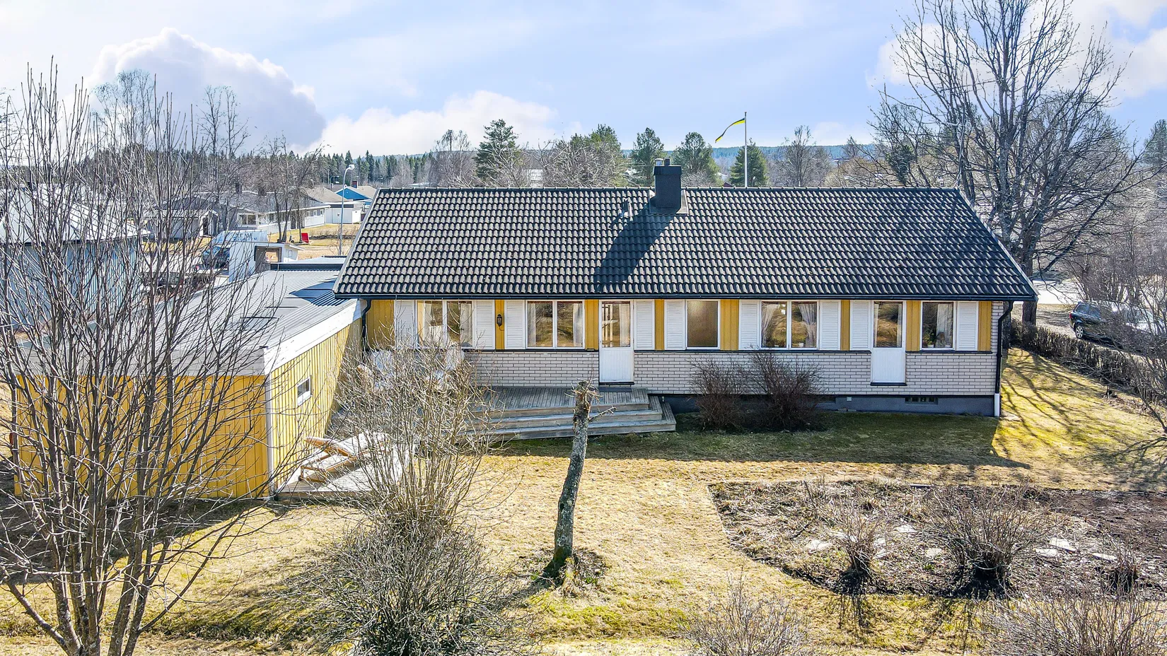 Villa, Granvägen 24, Vindeln