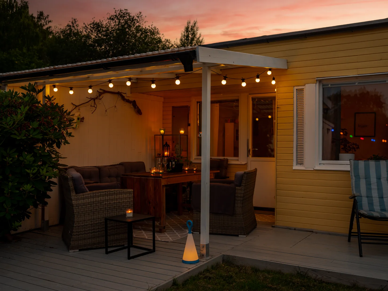 Villa, Radhus, Näckrosvägen 7, Sjukyrkoberget, Upplands Väsby