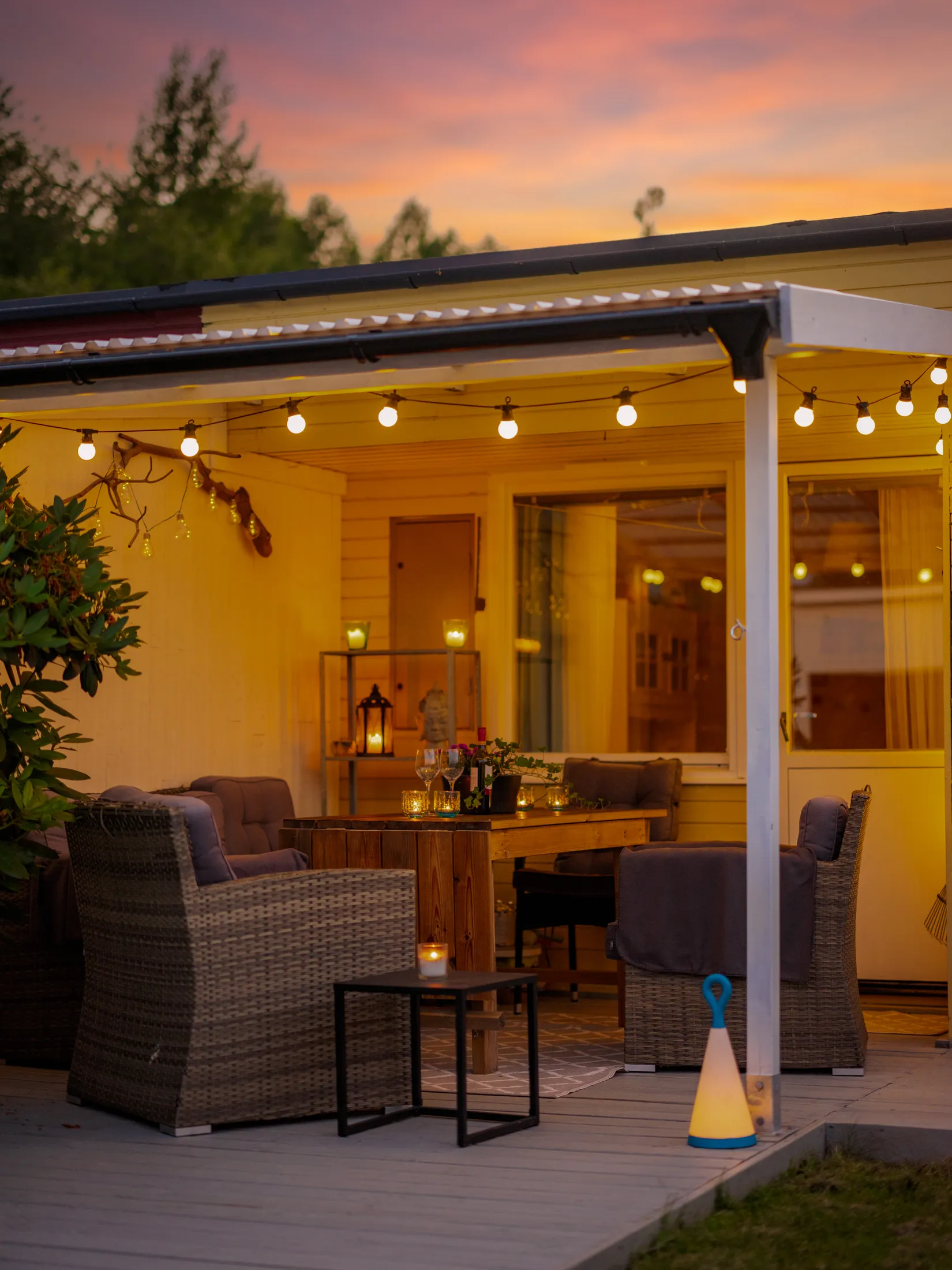 Villa, Radhus, Näckrosvägen 7, Sjukyrkoberget, Upplands Väsby