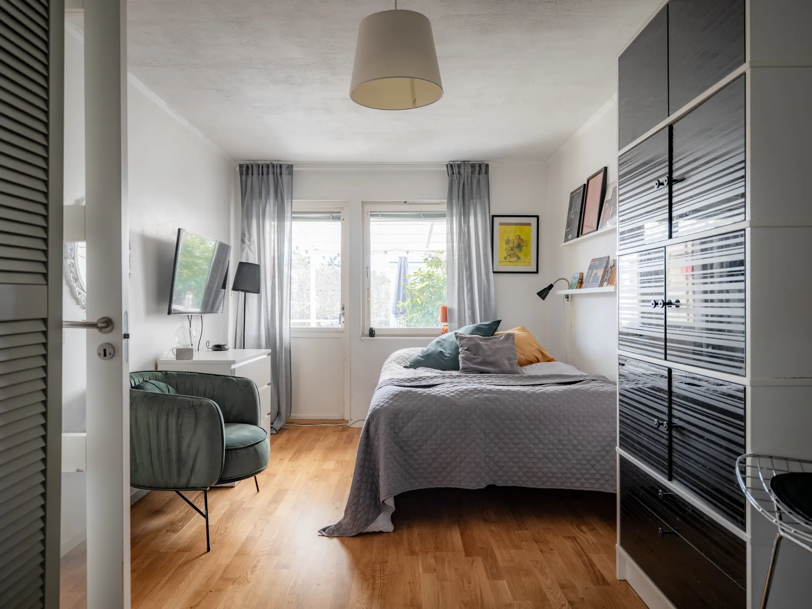 Villa, Radhus, Näckrosvägen 7, Sjukyrkoberget, Upplands Väsby