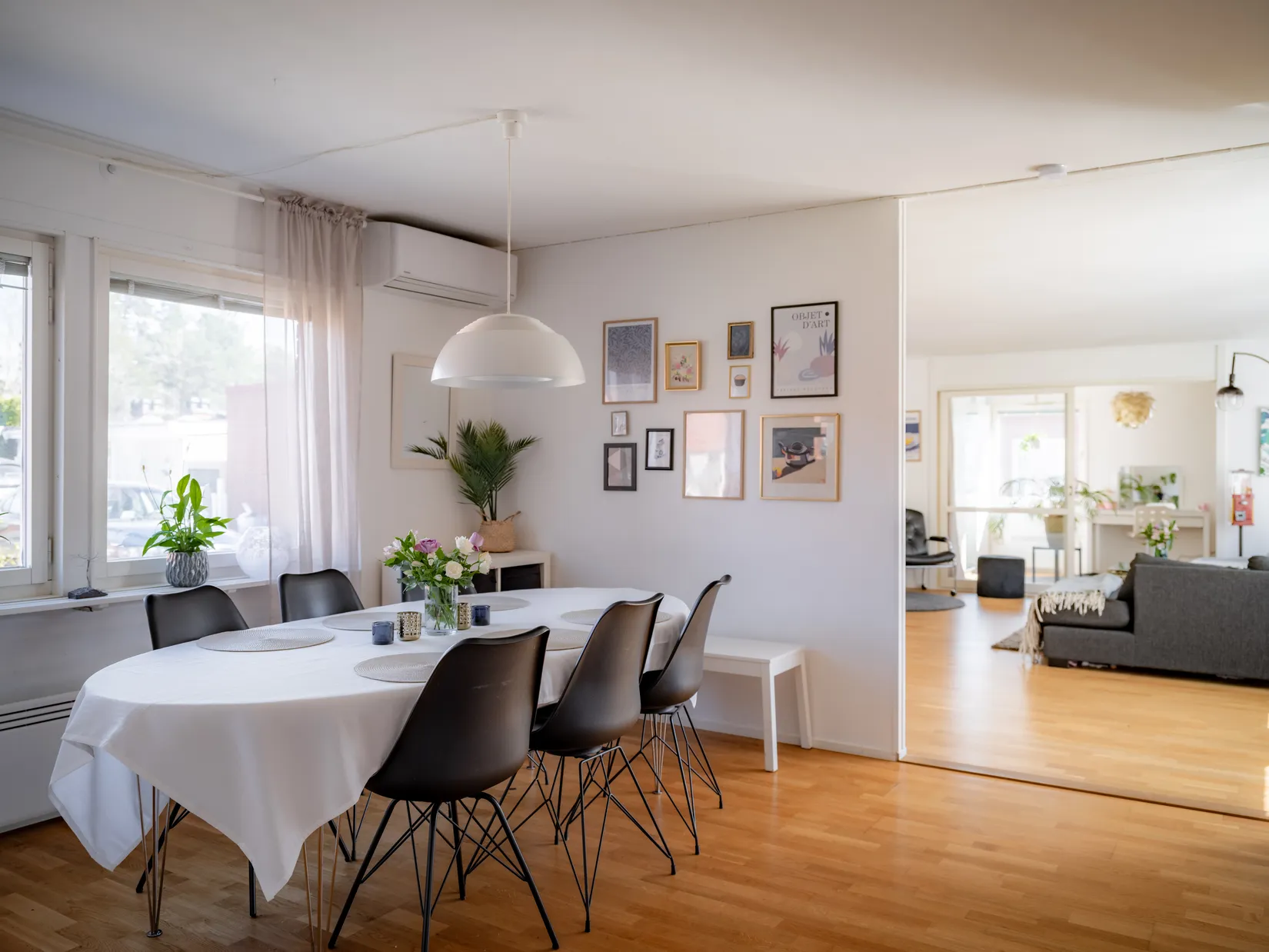 Villa, Radhus, Näckrosvägen 7, Sjukyrkoberget, Upplands Väsby