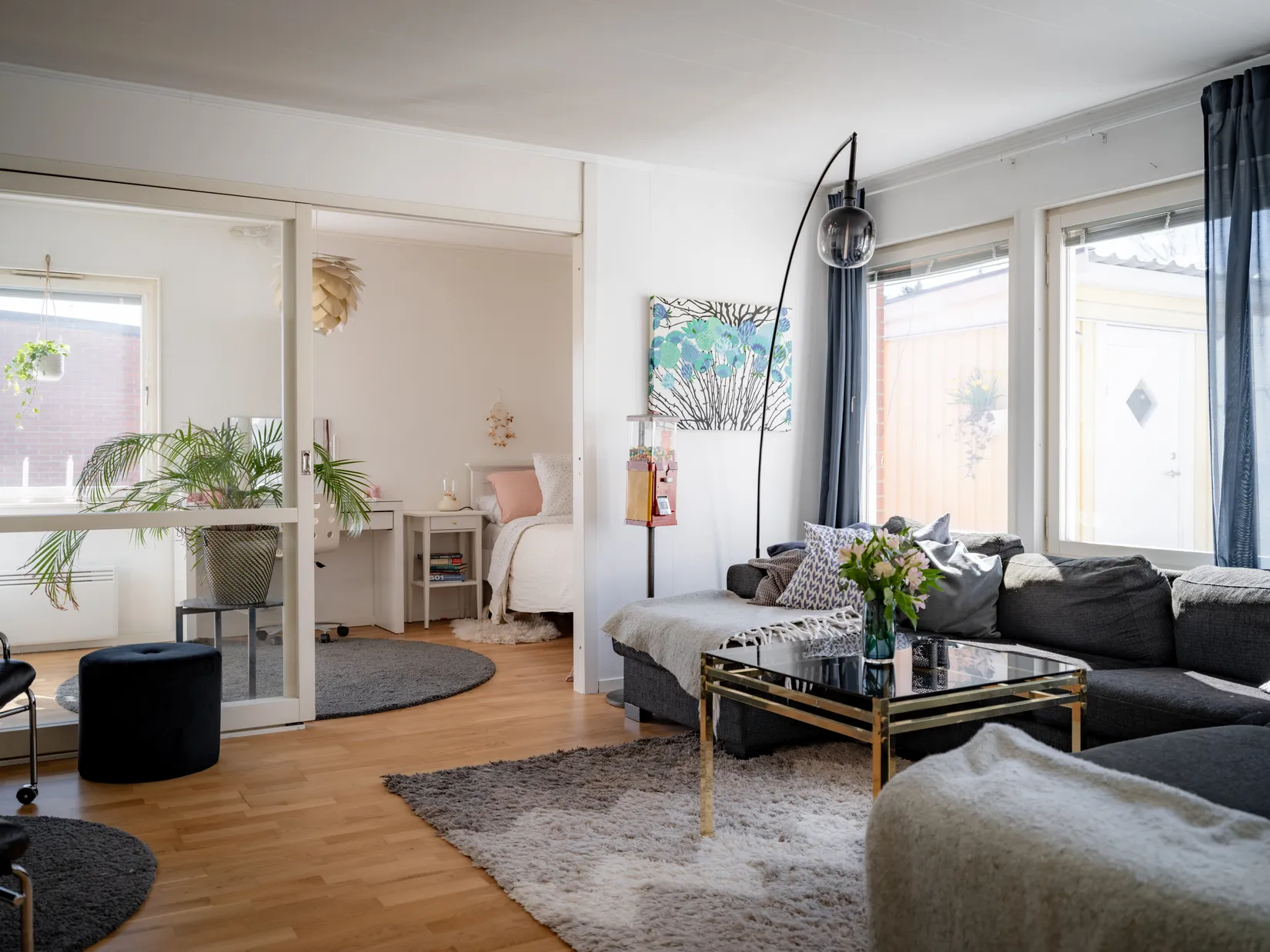 Villa, Radhus, Näckrosvägen 7, Sjukyrkoberget, Upplands Väsby