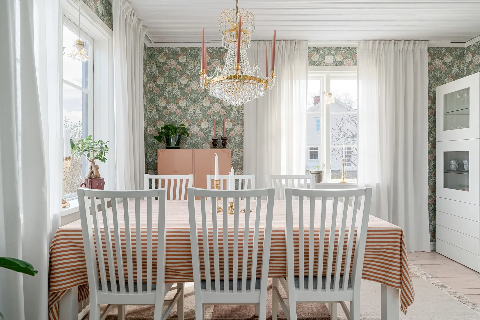 Villa, Tegelsmoravägen 54, Örbyhus, Tierp