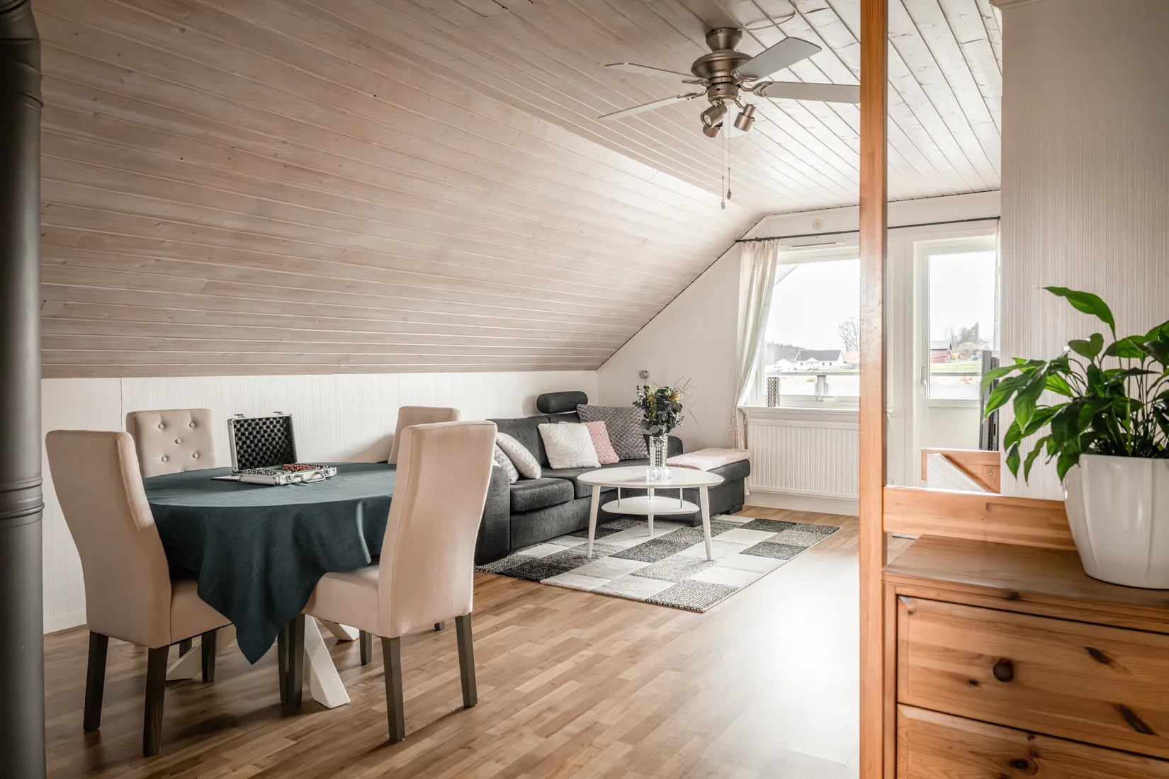 Villa, Nötvivelvägen 5, Kyrkenorum, Stenungsund