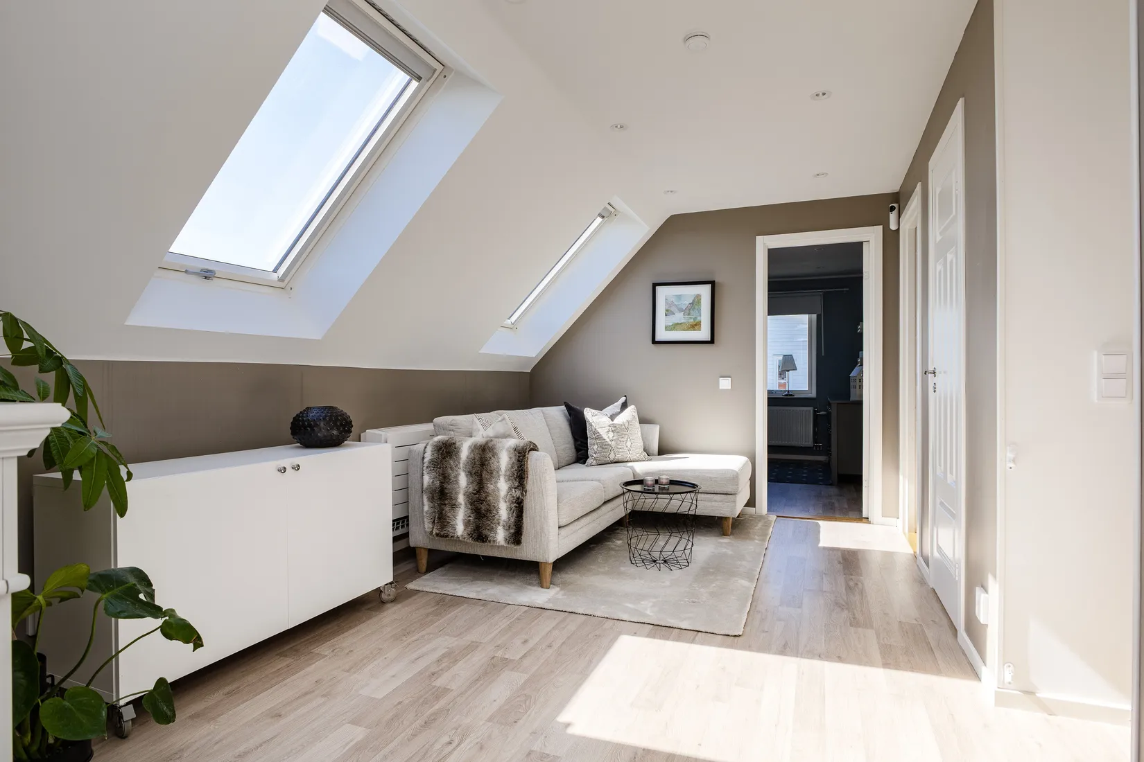 Villa, Fältvägen 17, Grillby, Enköping