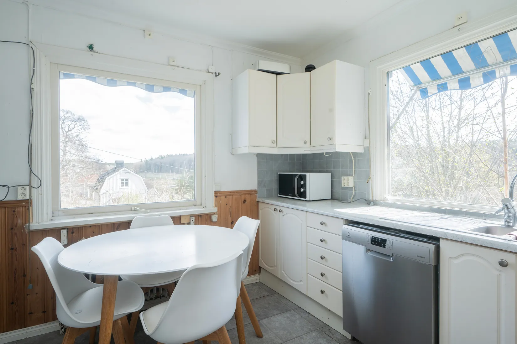 Villa, Merkuriusvägen 32B, Solgård, Huddinge