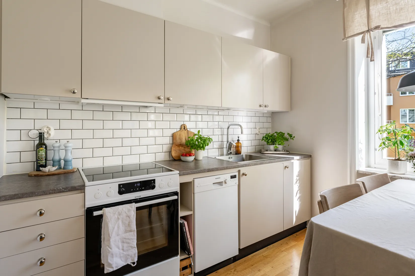 Bostadsrätt, Södra Långgatan 32, Råsunda, Solna