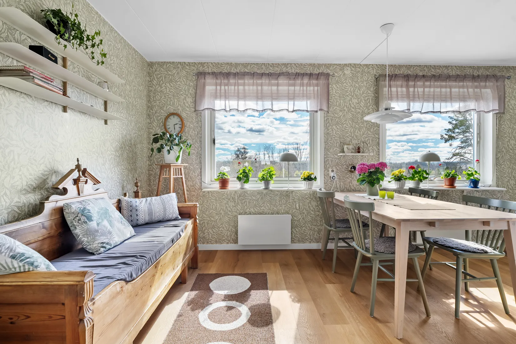 Radhus, Visthusvägen 10, Klockarberget, Sundsvall