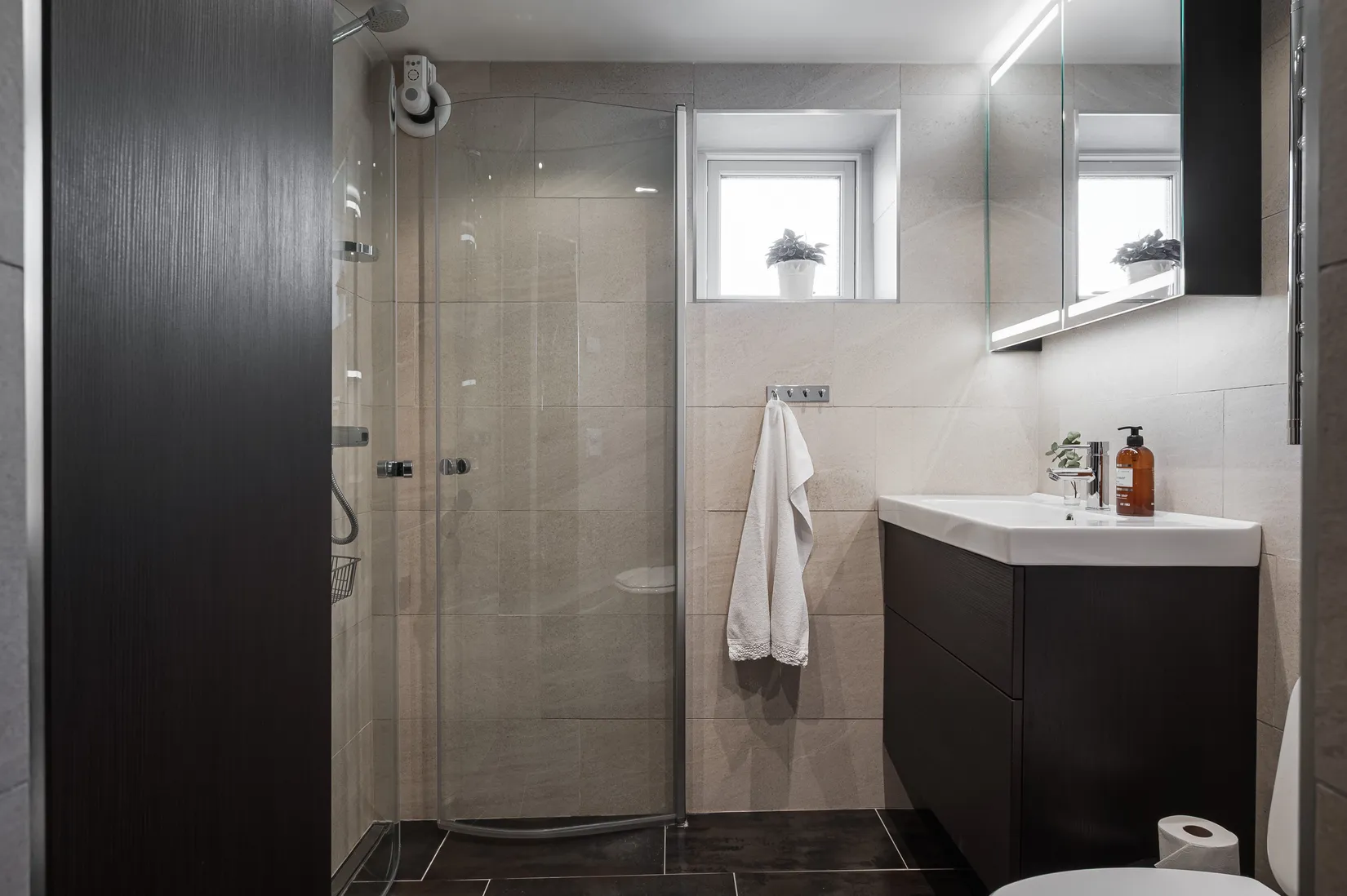 Villa, Hagtornsliden 18, Trandared, Borås