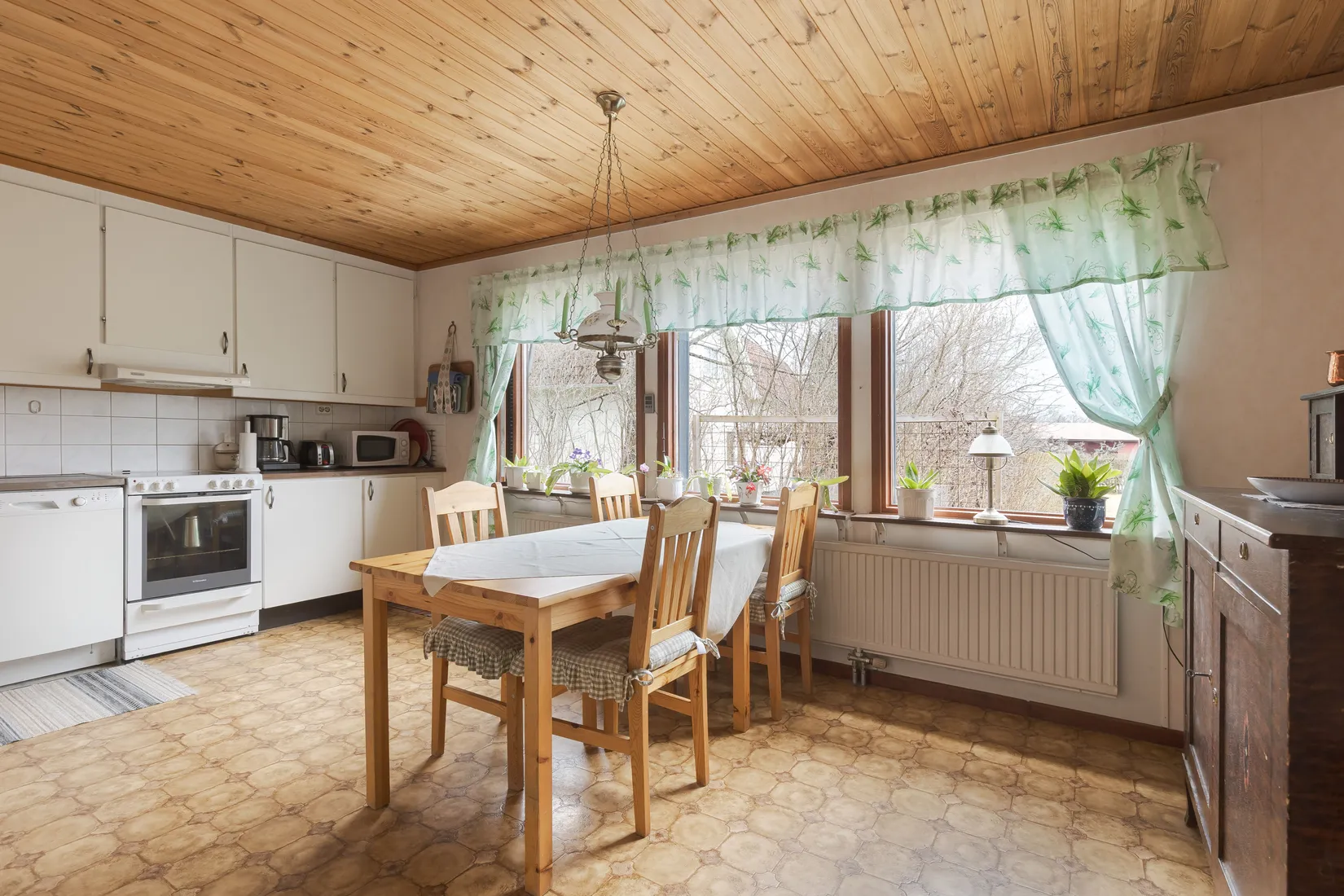 Villa, Runeborgsvägen 5, Malmby, Strängnäs