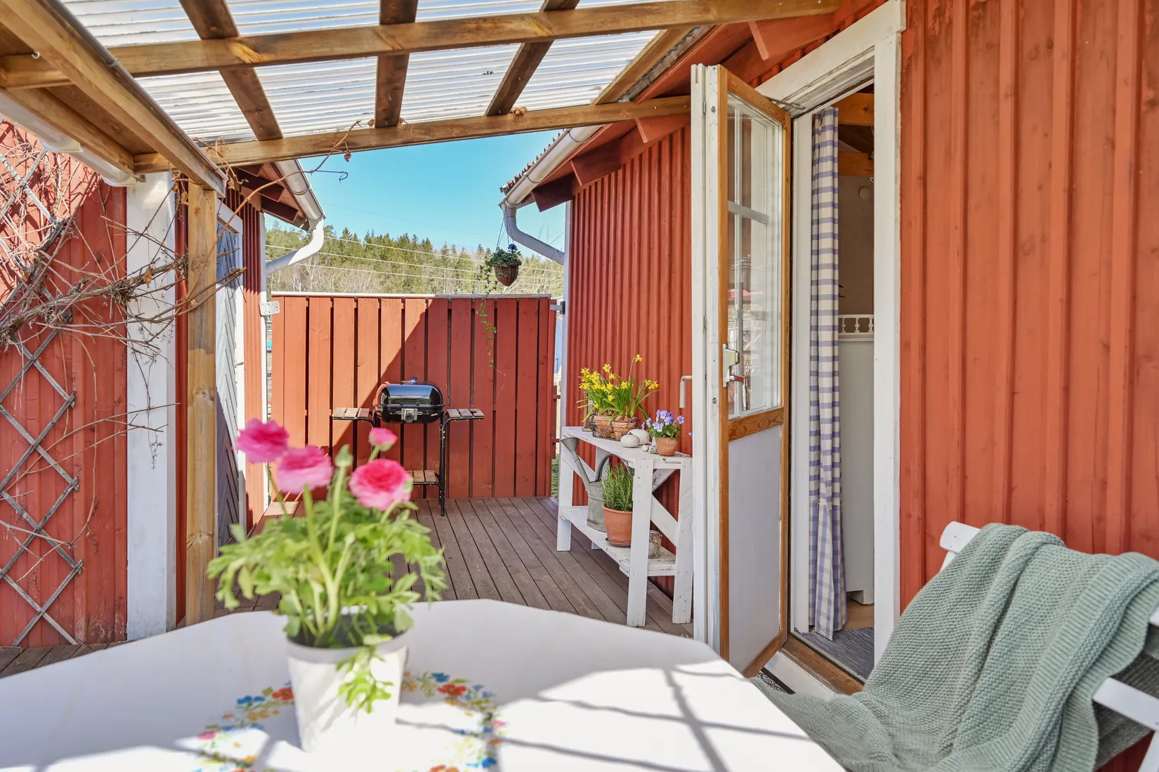 Fritidshus, Vaxmyra kolonistuga nr 93, Runby, Upplands Väsby