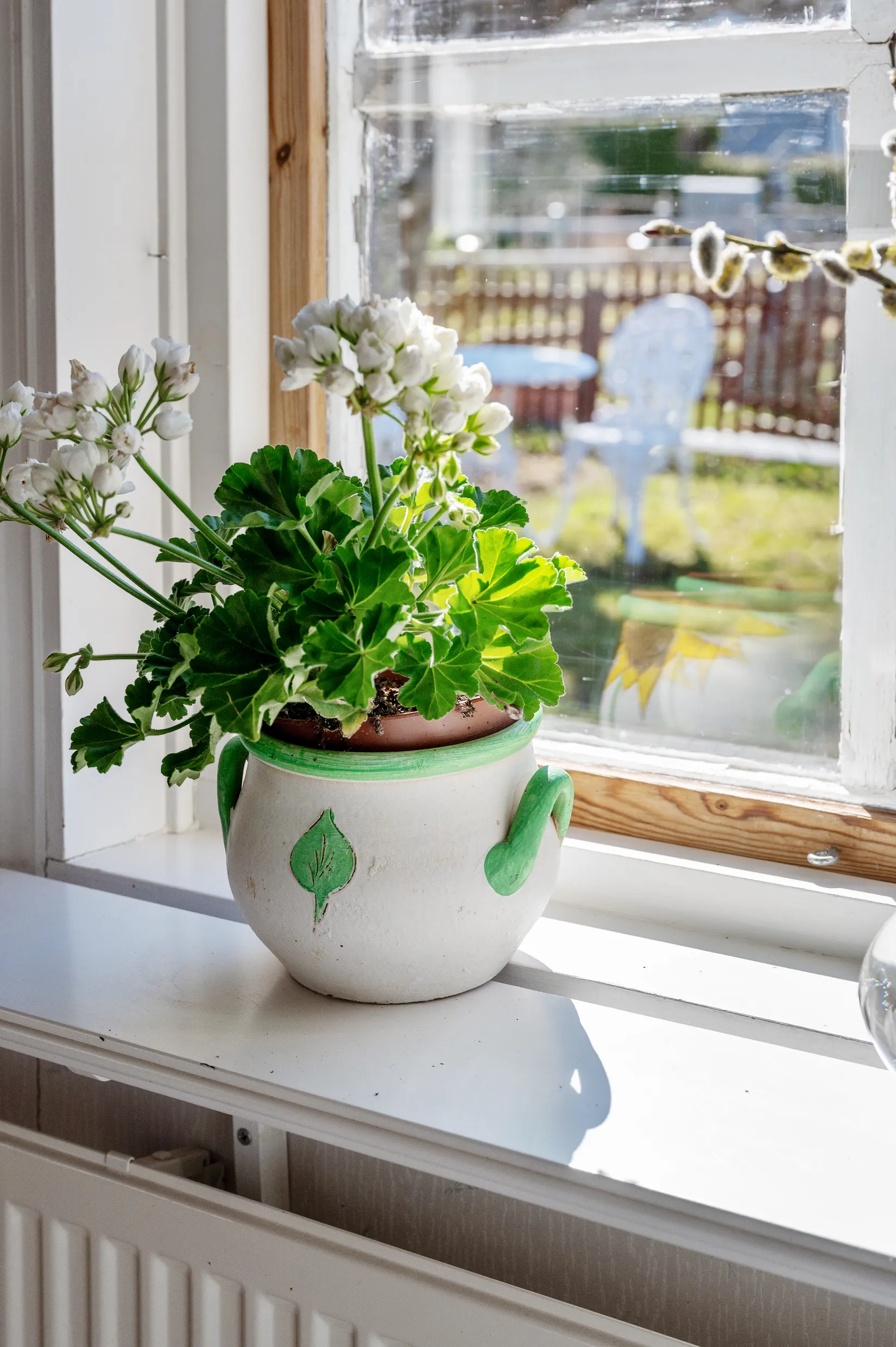 Fritidshus, Vaxmyra kolonistuga nr 93, Runby, Upplands Väsby