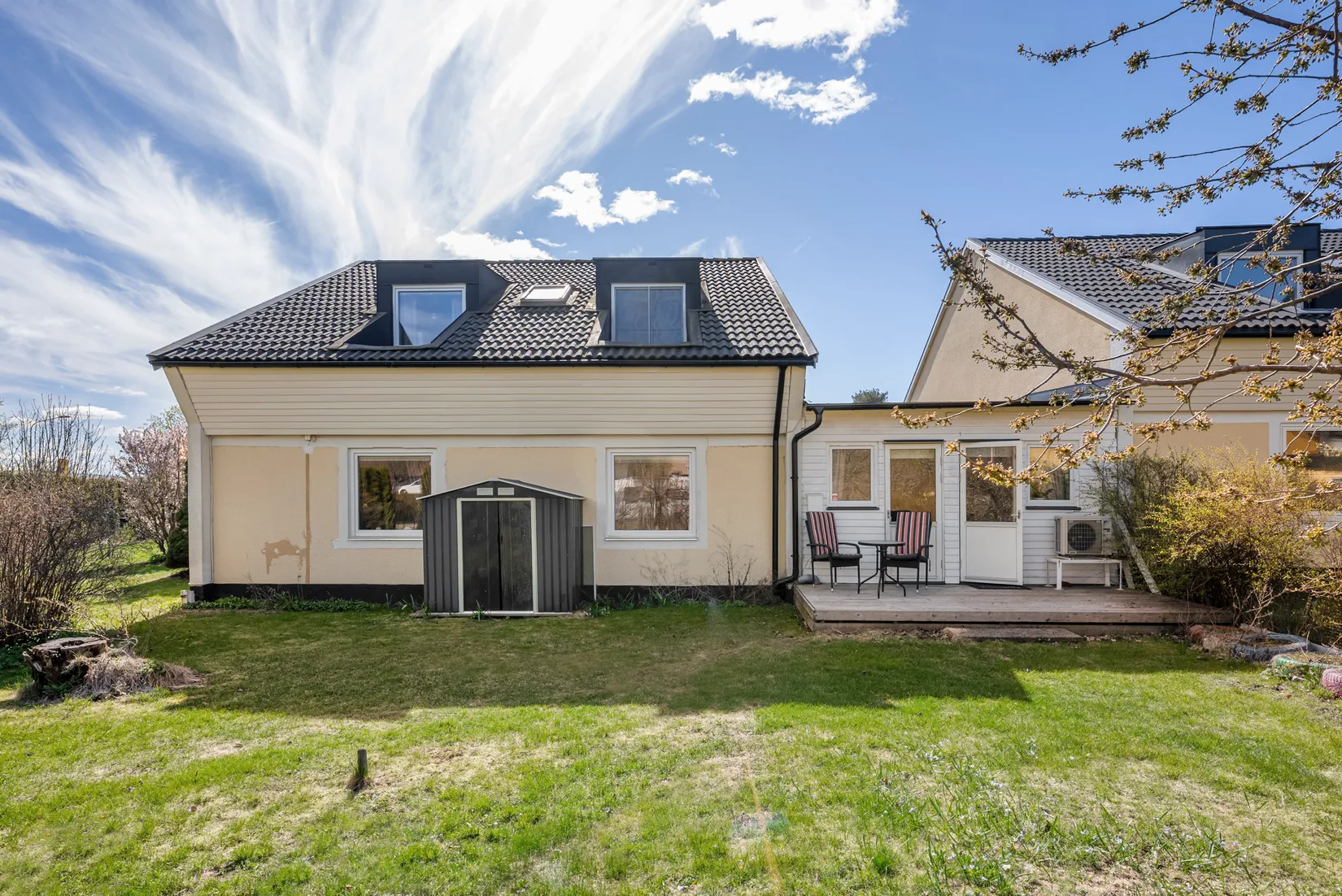 Villa, Basgränd 49, Kälvesta, Stockholm