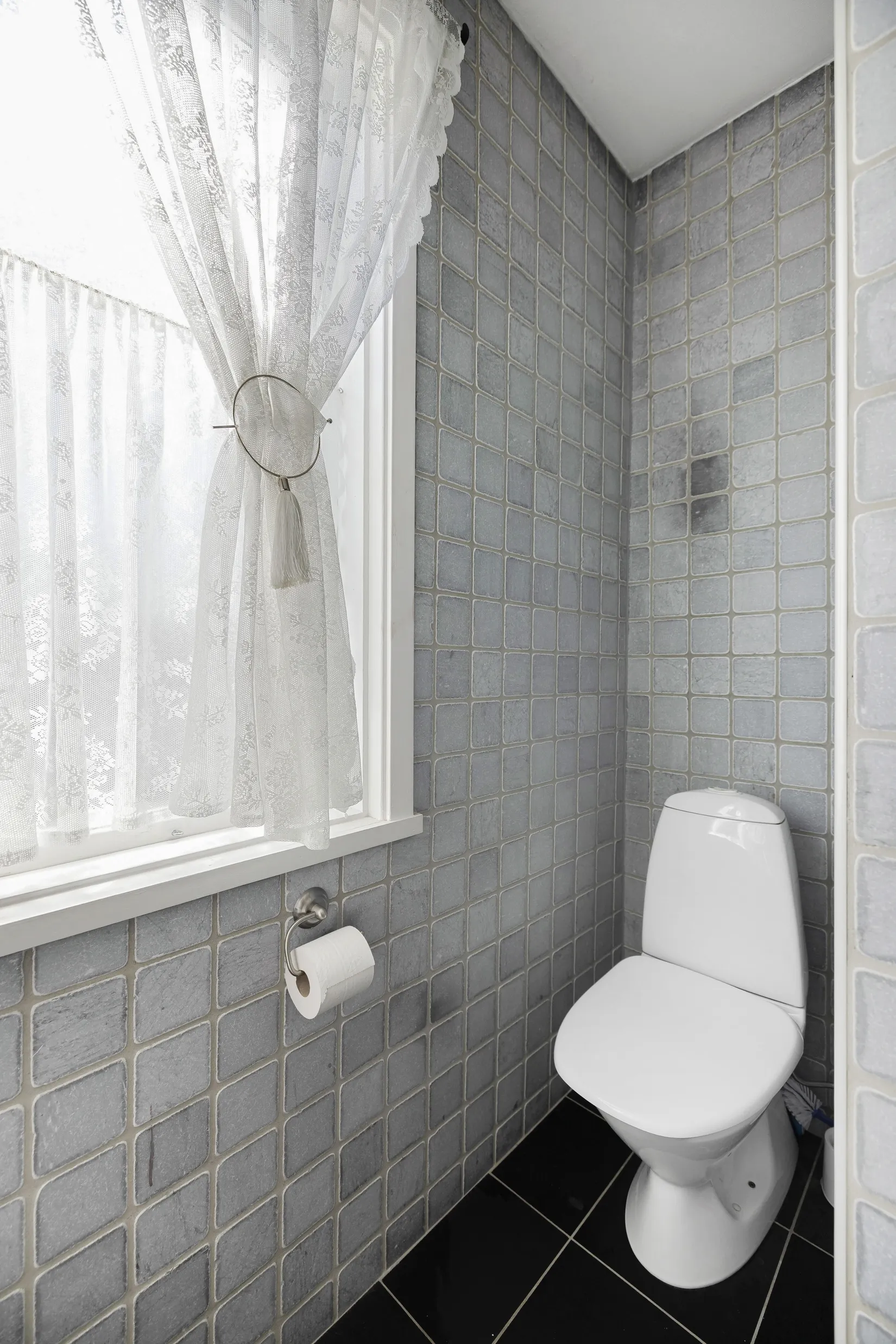 Villa, Östra Tvillingvägen 12, Centralt, Falun