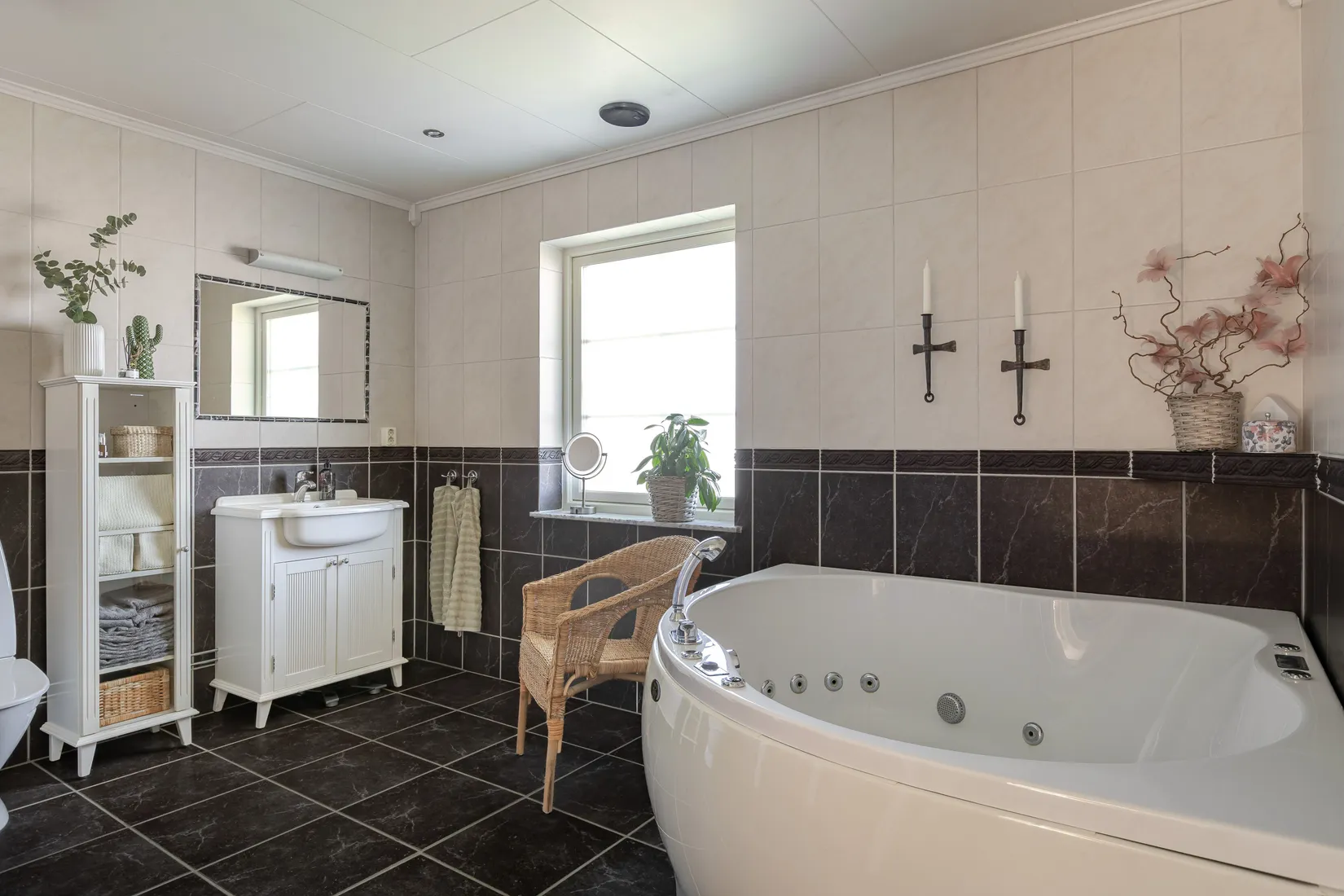 Villa, Dömestad Tallbacken 1, Landet Västerlösa, Linköping