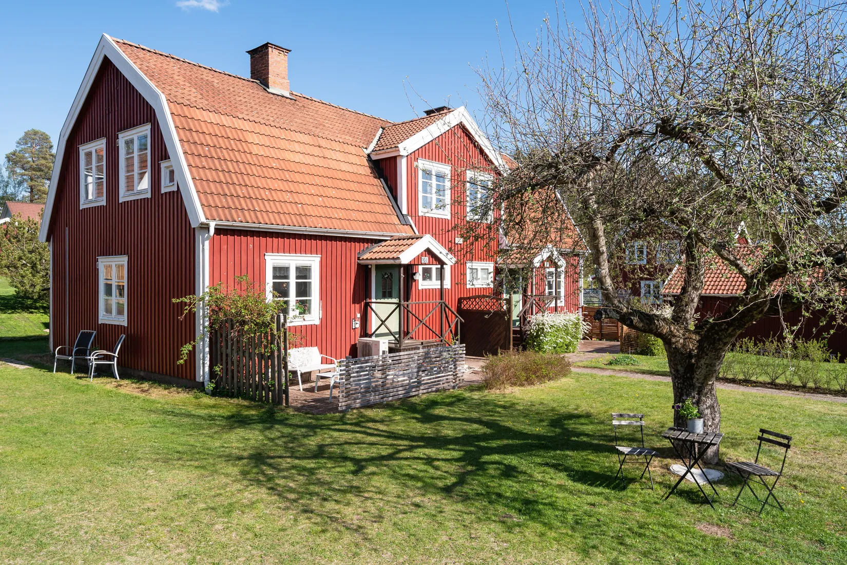 Radhus, Martinvägen 16B, Boxholm