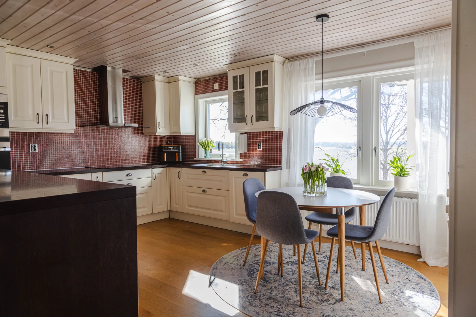 Villa, Eneby Östergård, Vallby, Eskilstuna