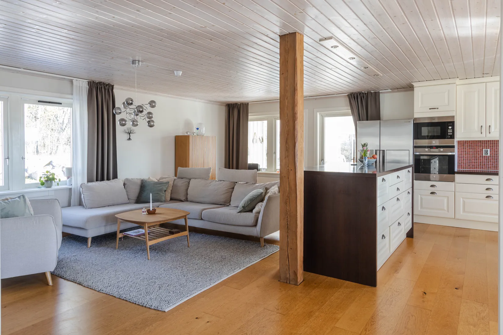 Villa, Eneby Östergård, Vallby, Eskilstuna