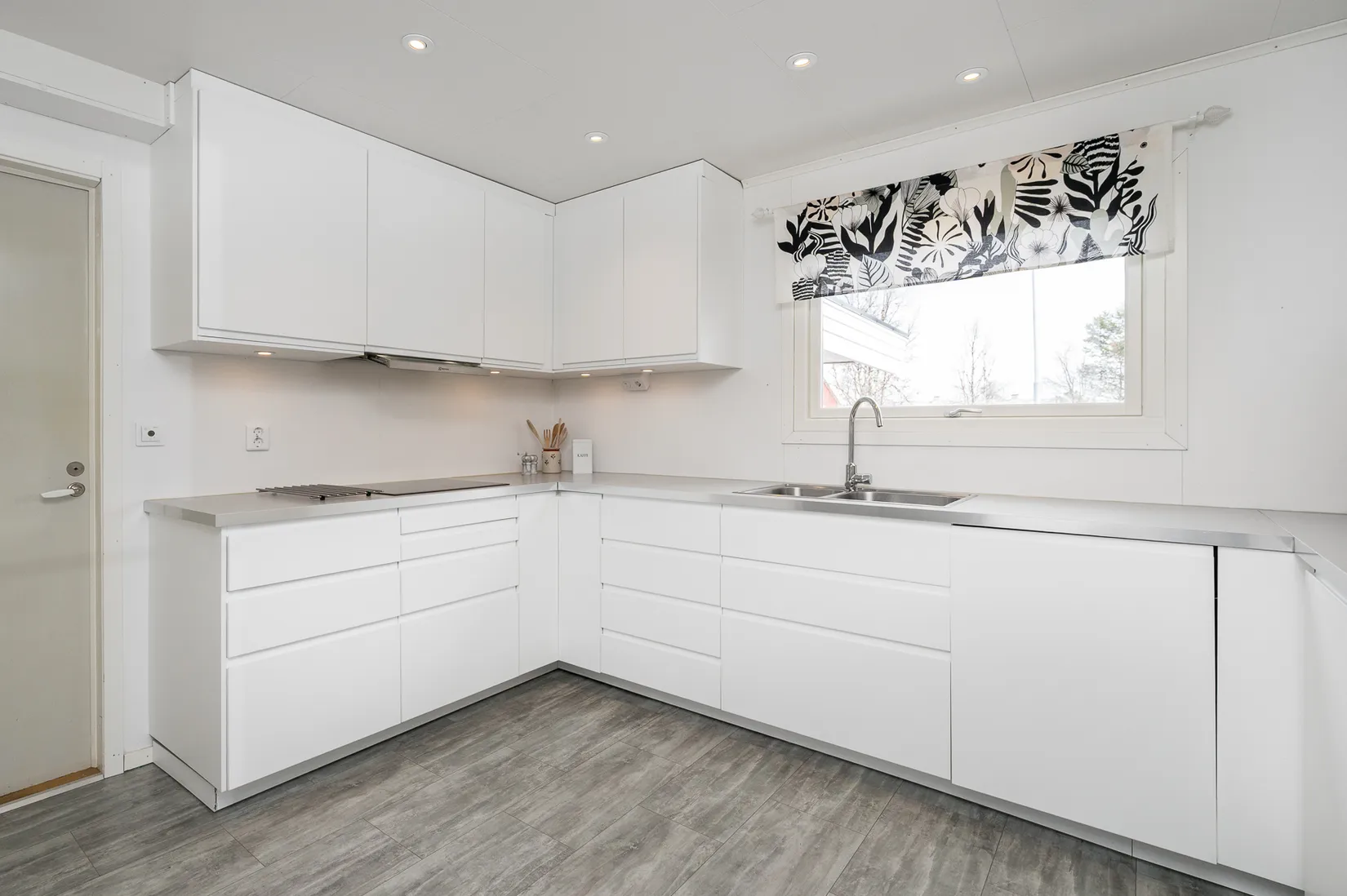 Villa, Radhus, Radarvägen 50, Lombolo, Kiruna