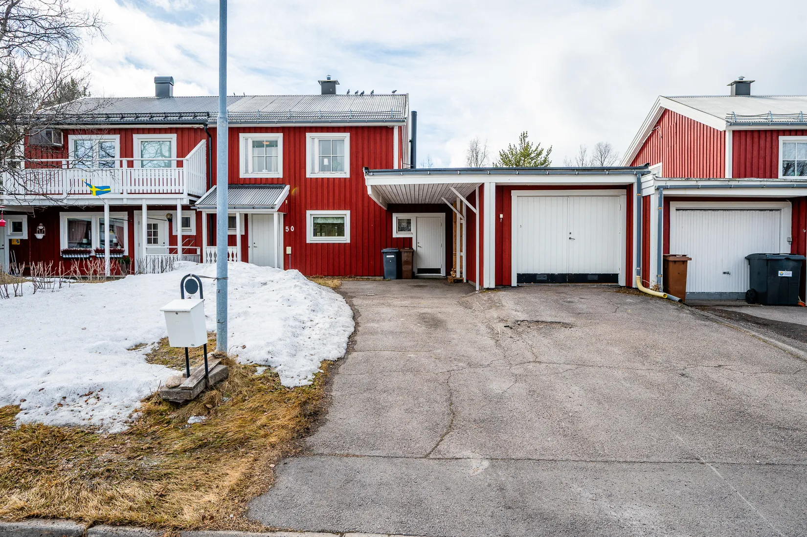 Villa, Radhus, Radarvägen 50, Lombolo, Kiruna