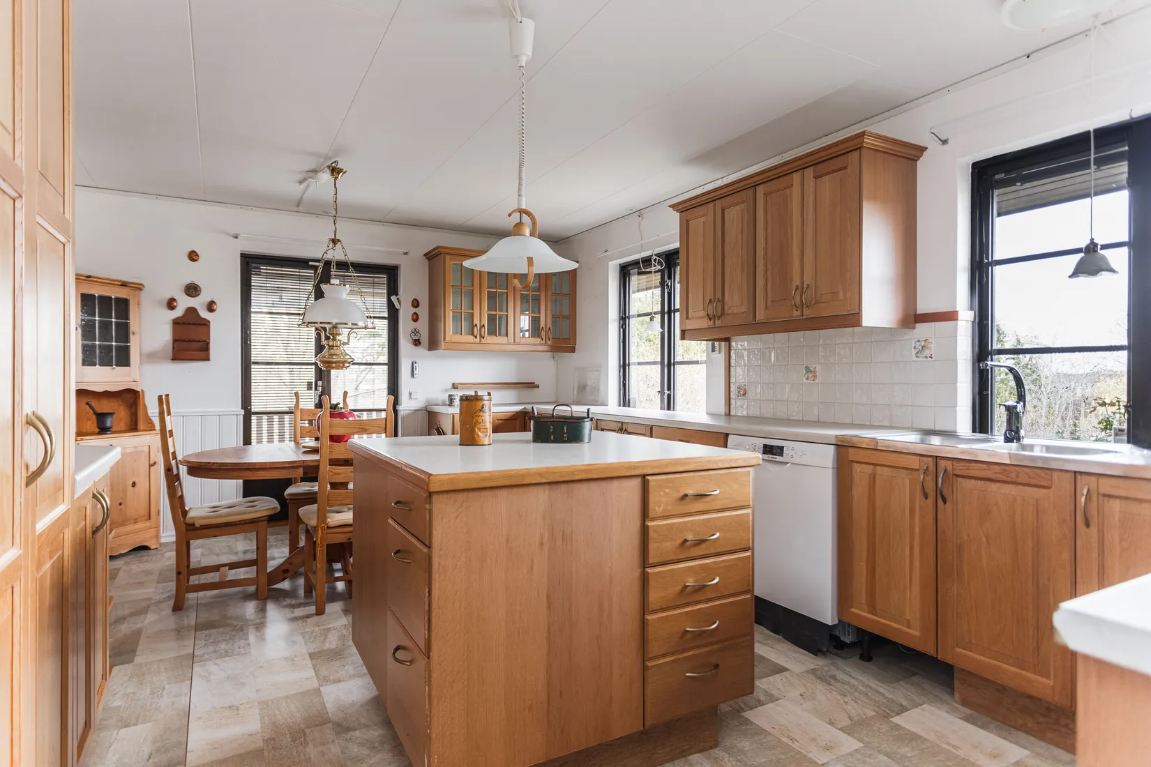 Villa, Orkidévägen 7, Hacksta, Österåker