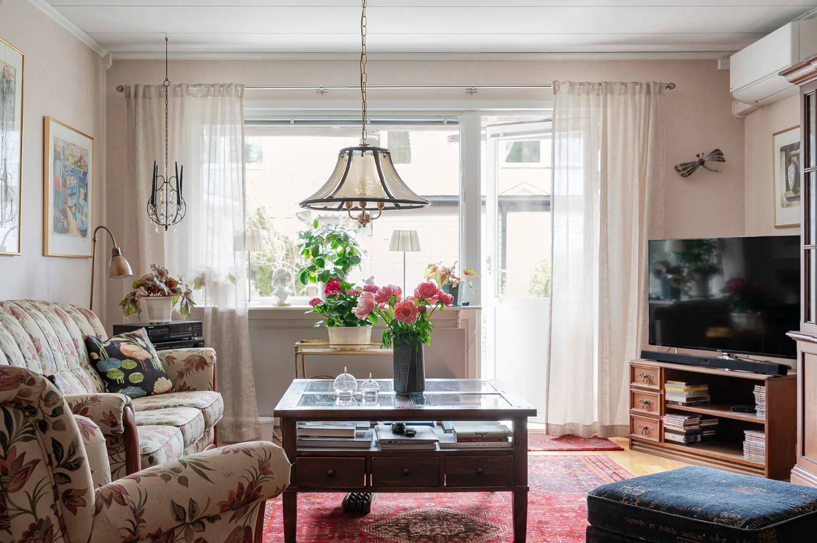 Villa, Radhus, Byggmästarvägen 7, Utsälje, Huddinge