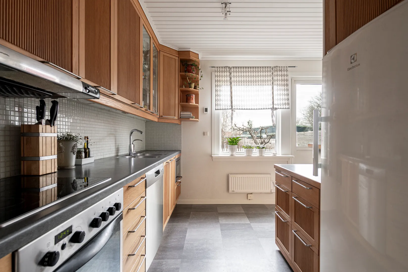 Villa, Radhus, Lokförargatan 16, Tillberga, Västerås