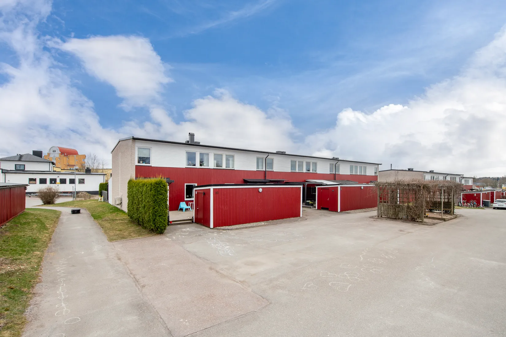 Villa, Radhus, Lokförargatan 16, Tillberga, Västerås