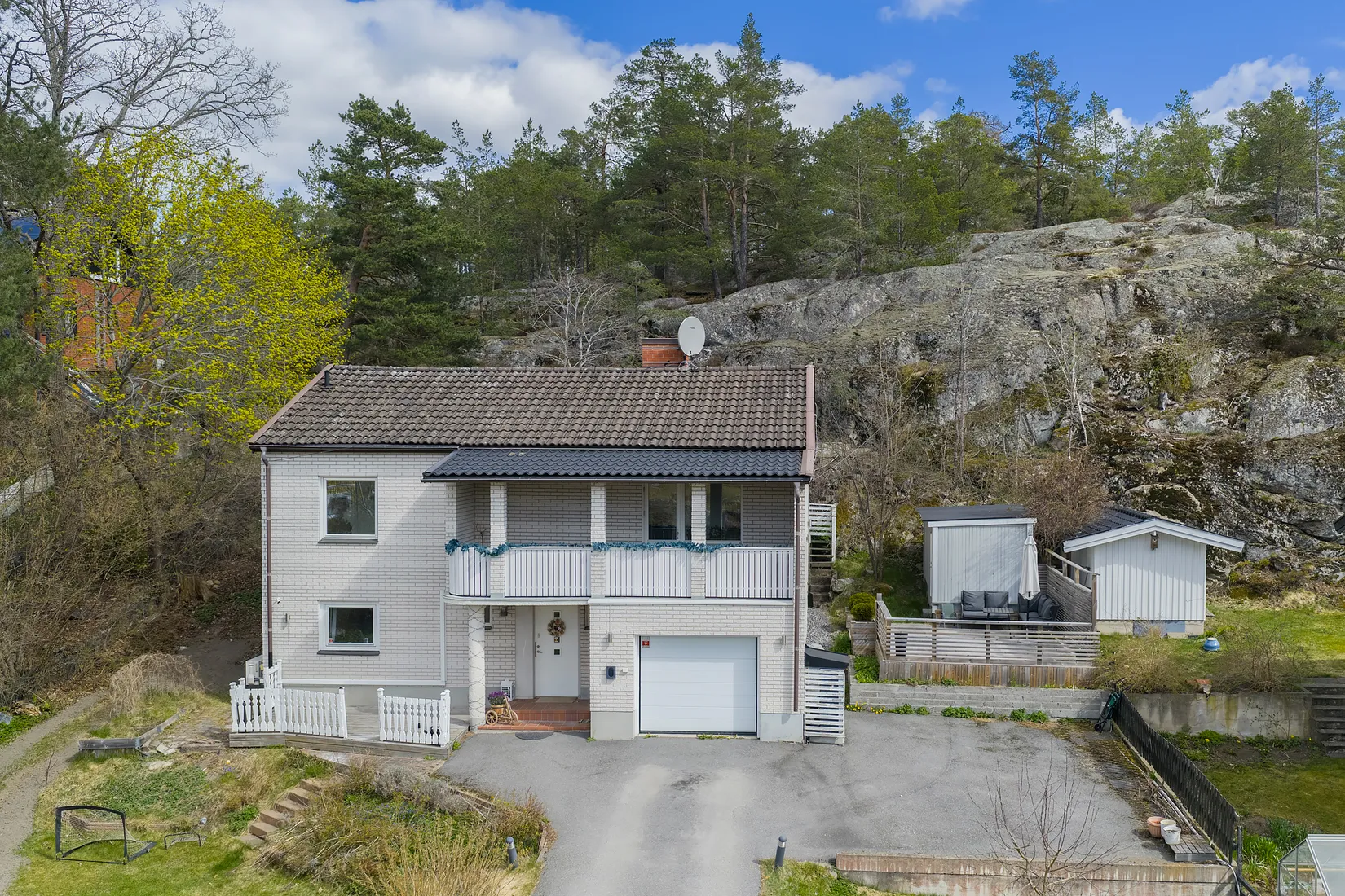 Villa, Ängsbergsvägen 33, Huddinge