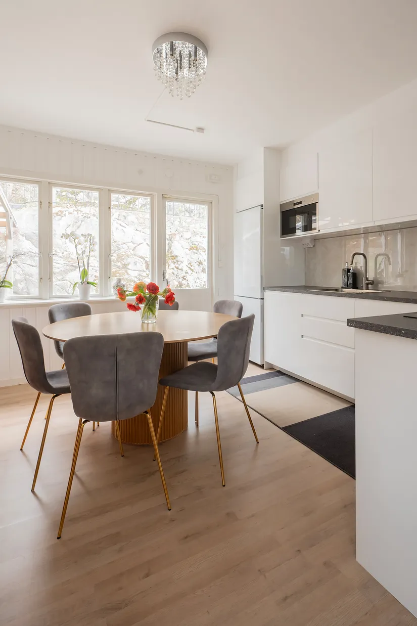 Villa, Ängsbergsvägen 33, Huddinge