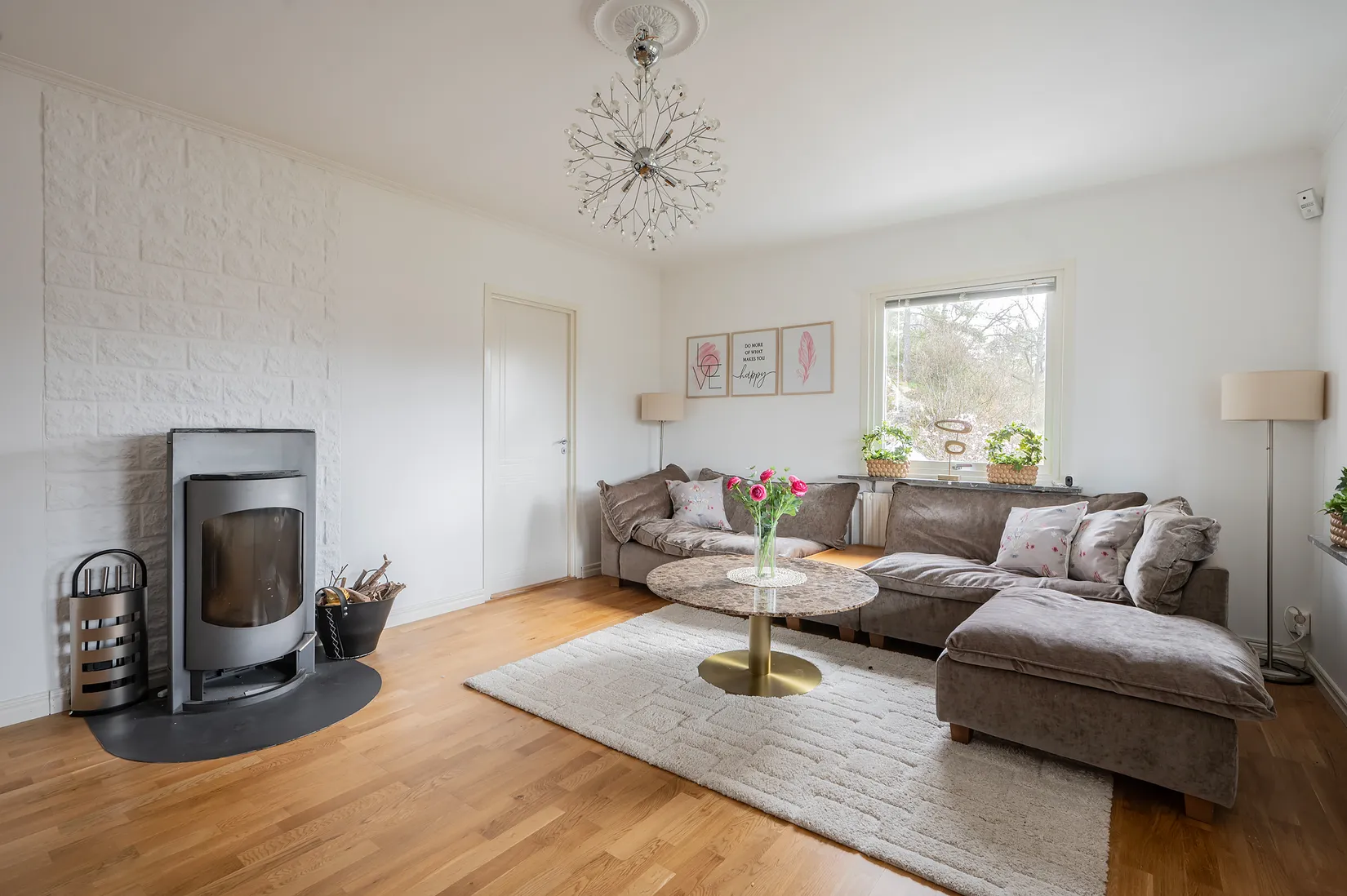 Villa, Ängsbergsvägen 33, Huddinge