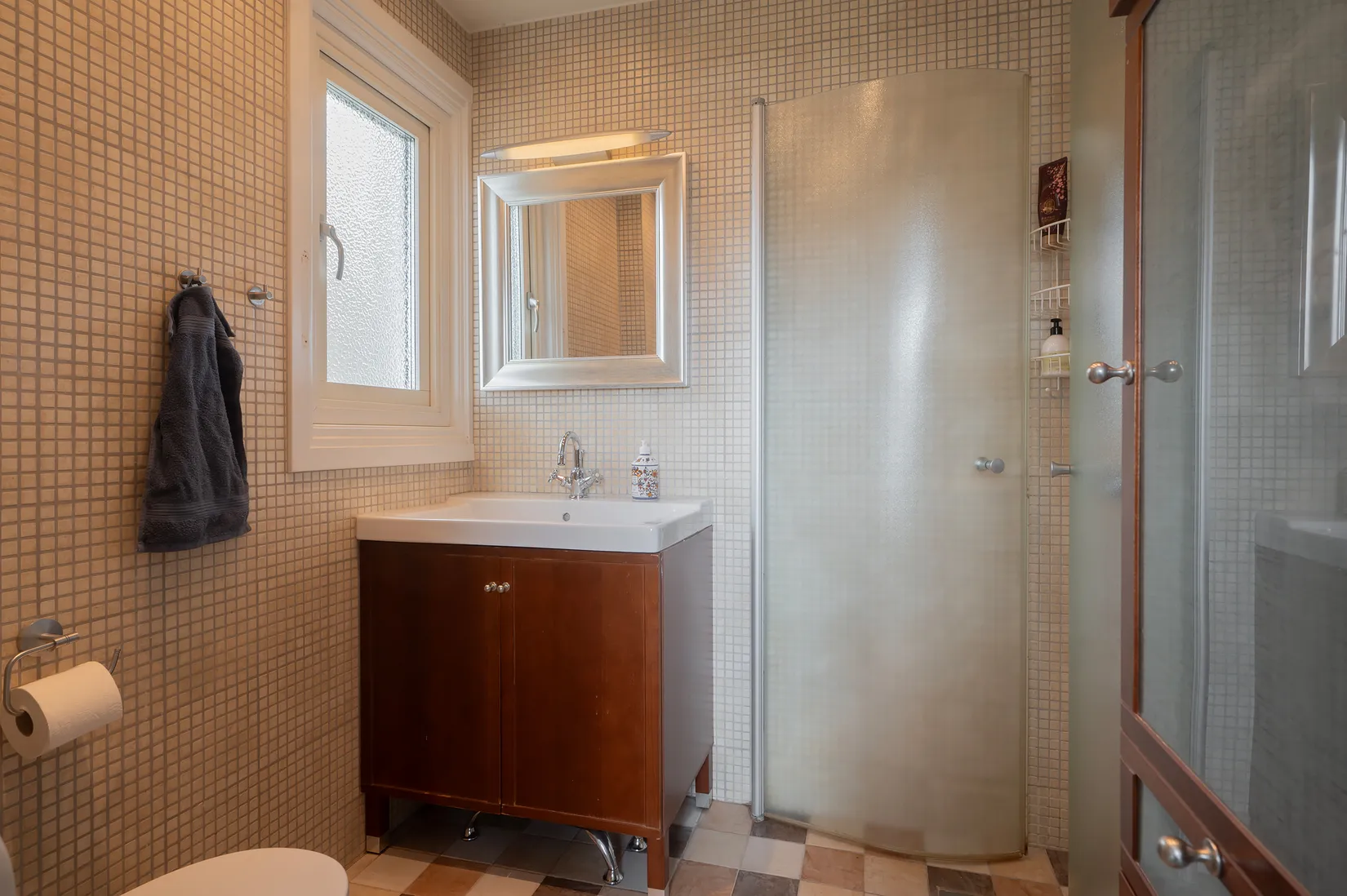 Villa, Ängsbergsvägen 33, Huddinge