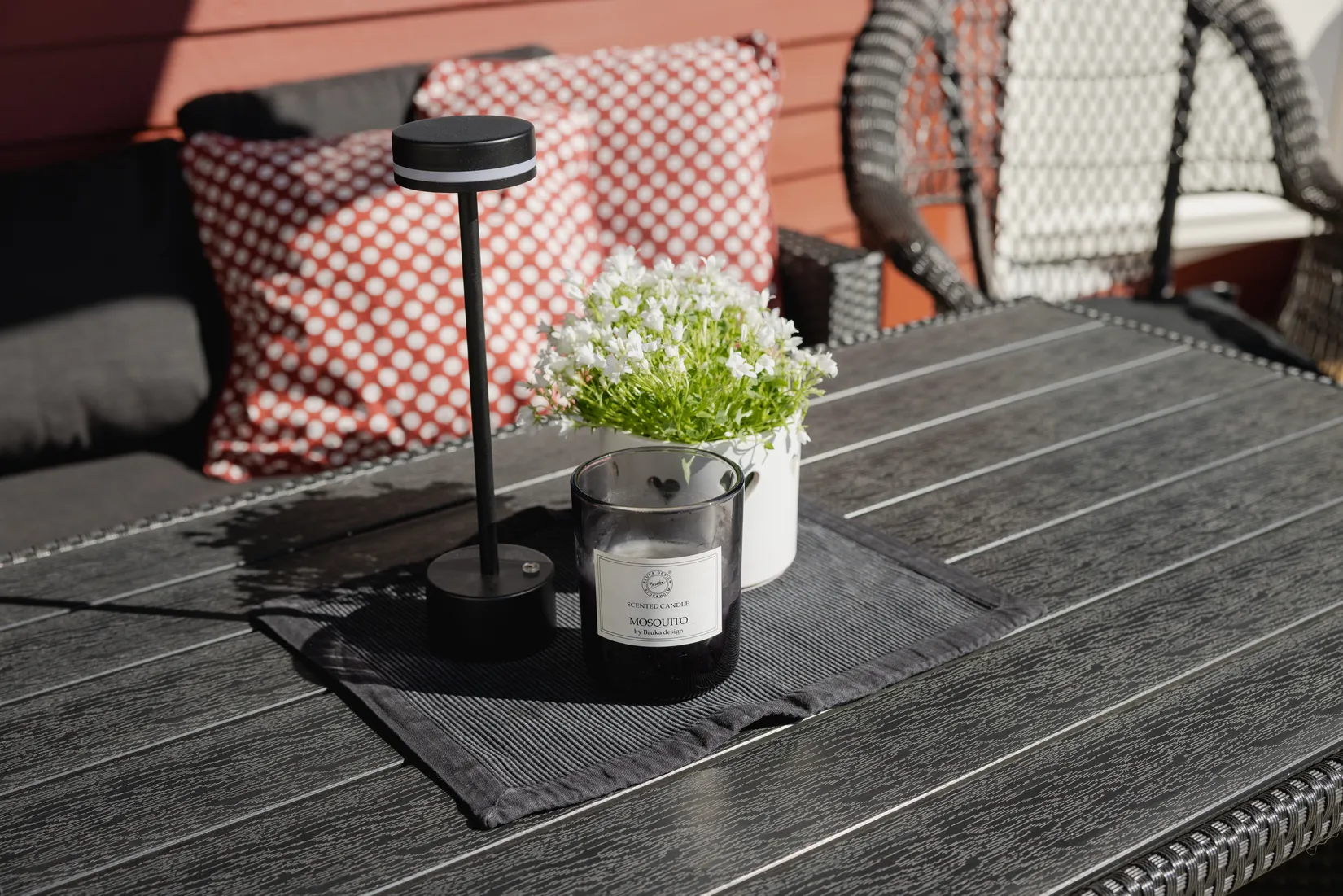 Radhus, Herrängsvägen 28, Rönninge, Salem