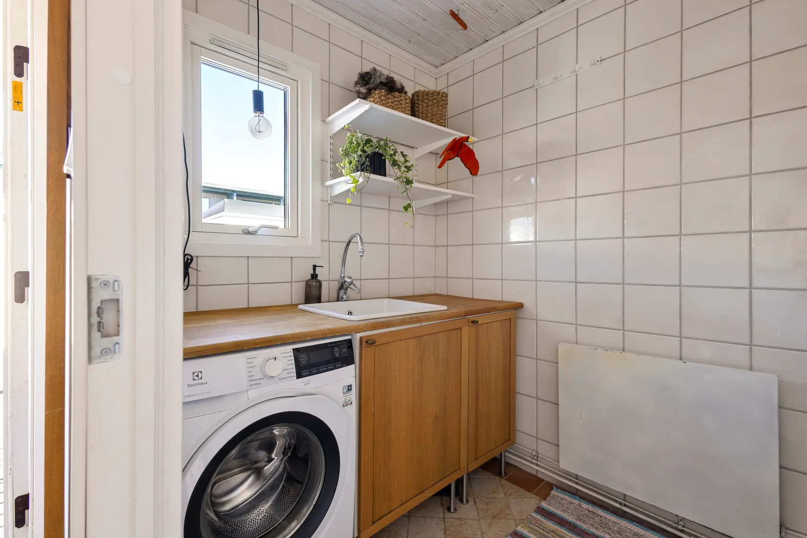 Radhus, Herrängsvägen 28, Rönninge, Salem