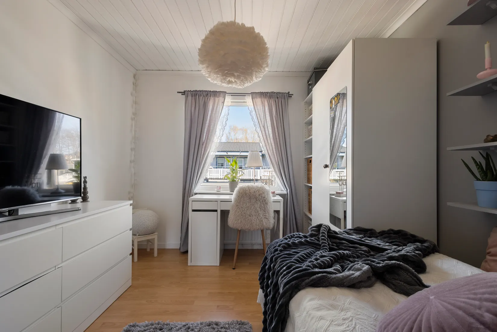 Radhus, Herrängsvägen 28, Rönninge, Salem