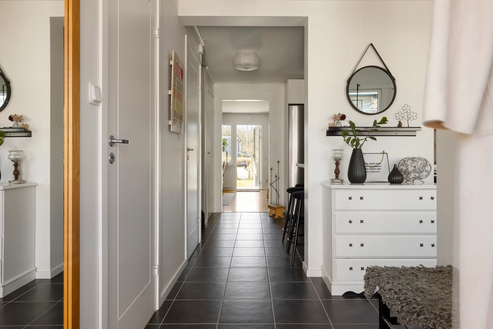 Radhus, Herrängsvägen 28, Rönninge, Salem