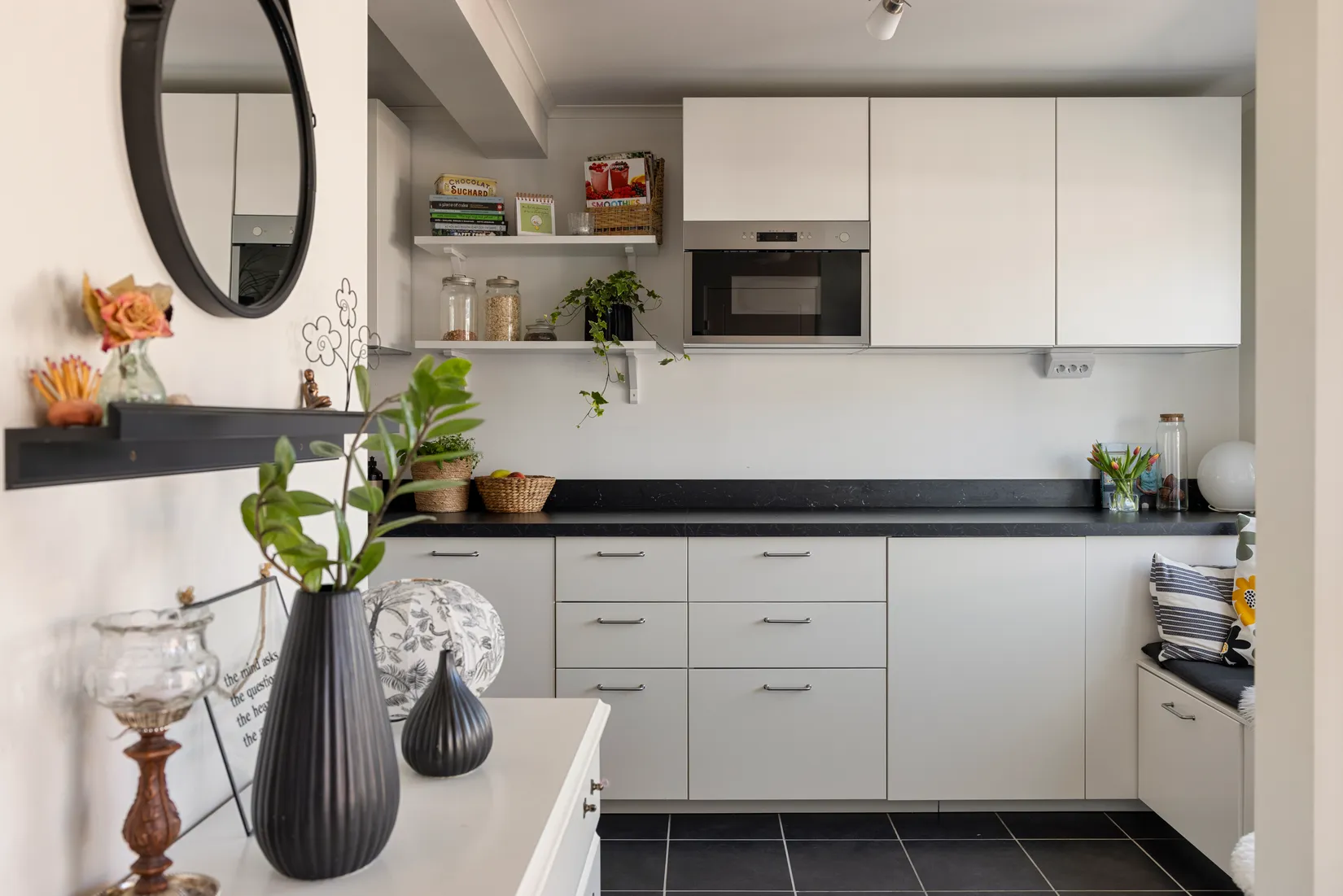 Radhus, Herrängsvägen 28, Rönninge, Salem