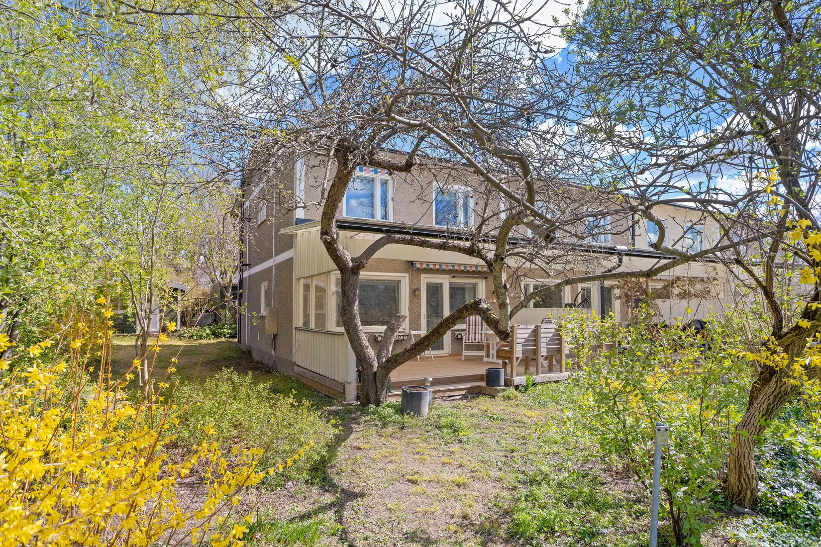 Villa, Radhus, Ekedalsvägen 121, Jakobsberg, Järfälla