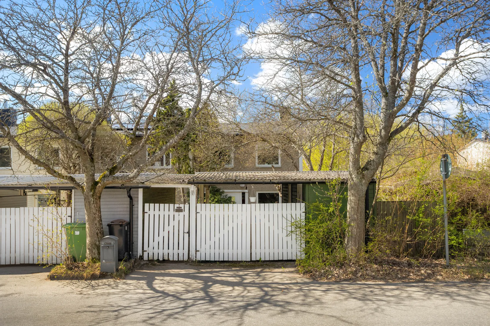 Villa, Radhus, Ekedalsvägen 121, Jakobsberg, Järfälla
