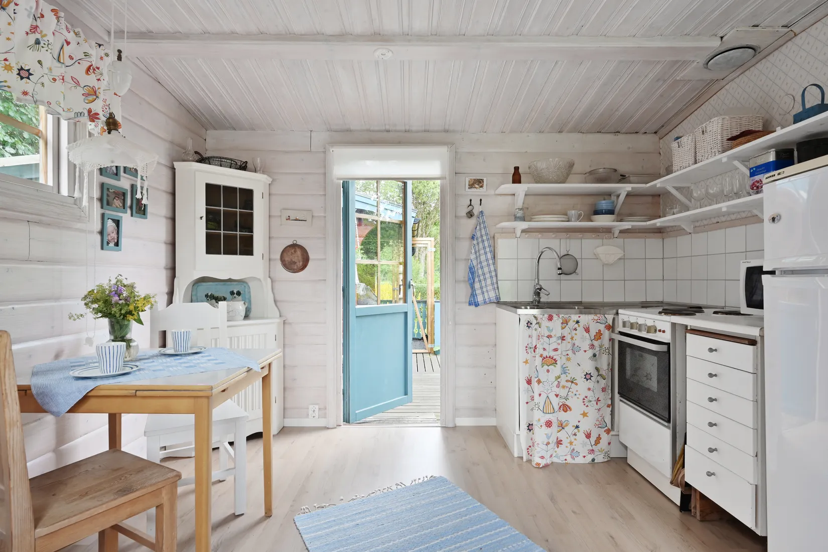 Villa, Vaxmyra kolonistuga nr 81, Runby, Upplands Väsby