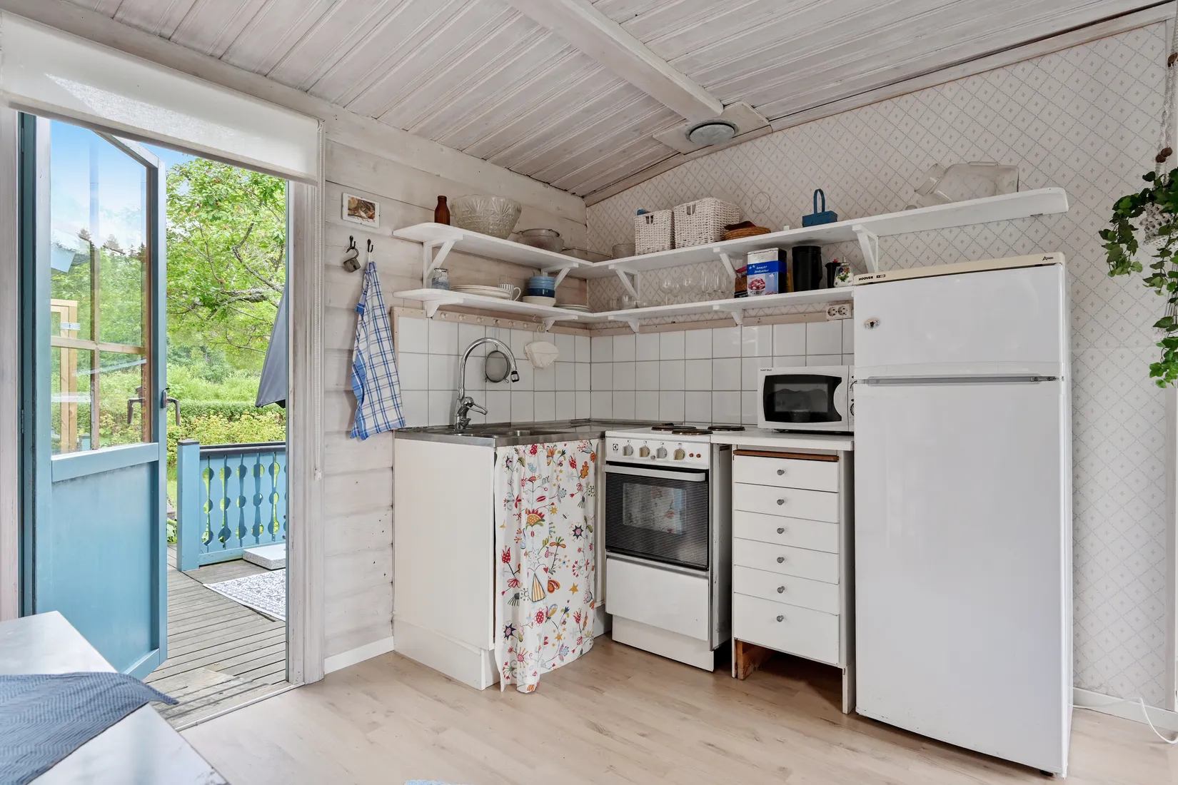 Villa, Vaxmyra kolonistuga nr 81, Runby, Upplands Väsby