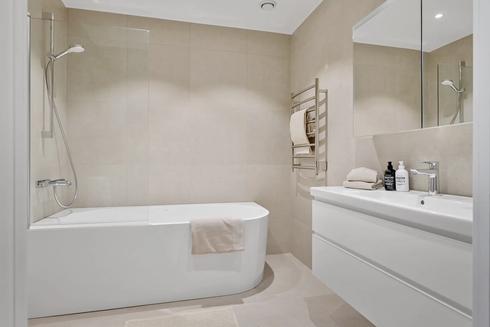 Radhus, Malvastigen 15D, Edsängen, Sollentuna