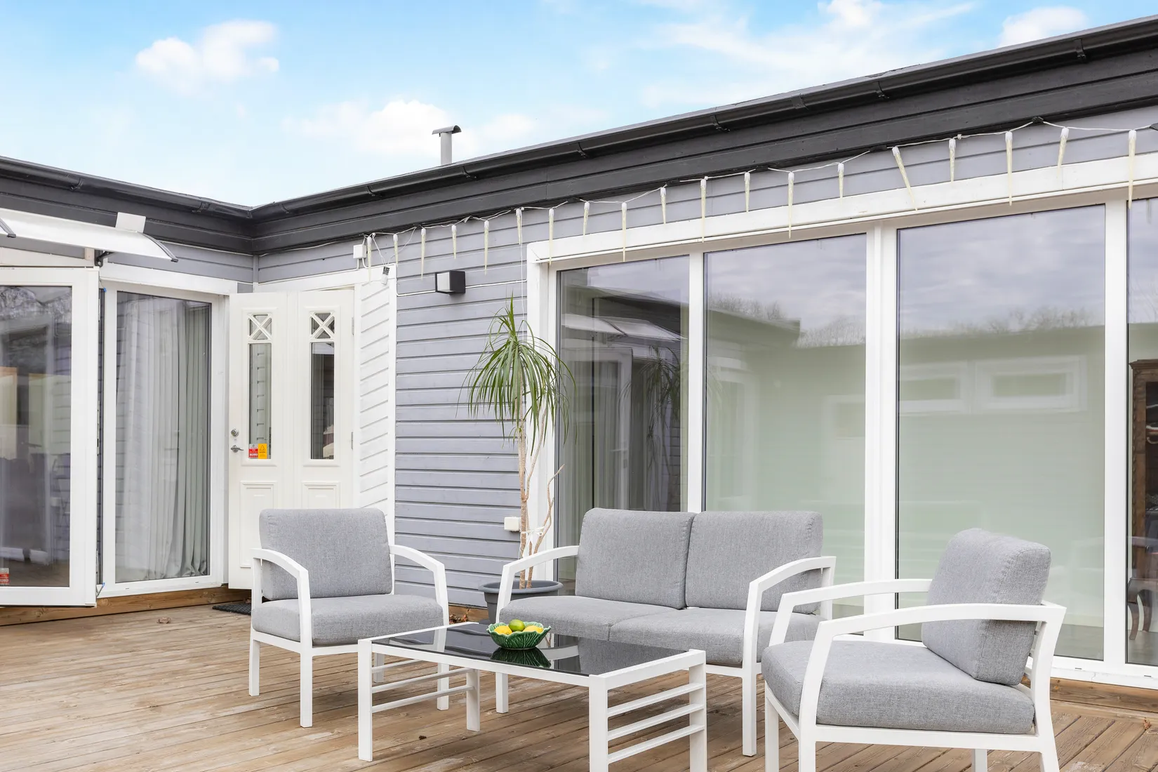 Villa, Båthamnsvägen 24, Ekerö