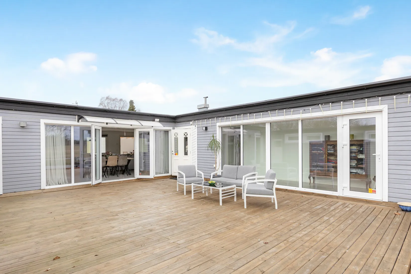 Villa, Båthamnsvägen 24, Ekerö