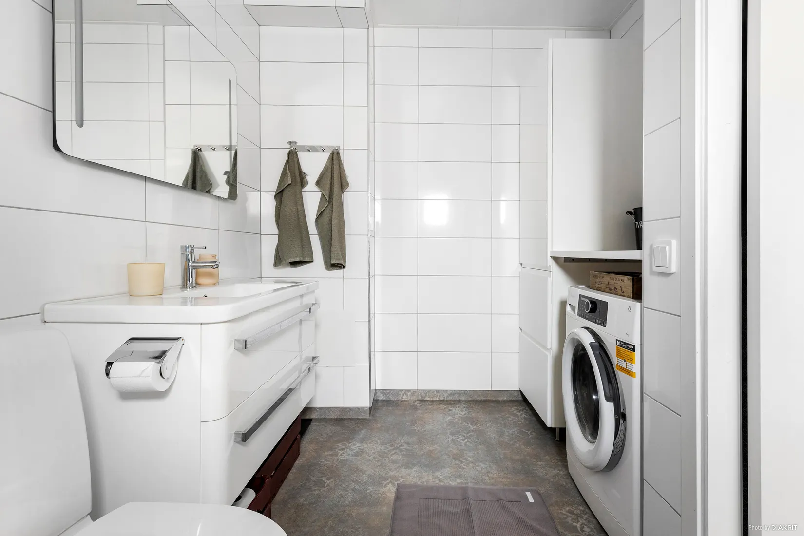 Radhus, Kolonivägen 46, Fullersta, Huddinge