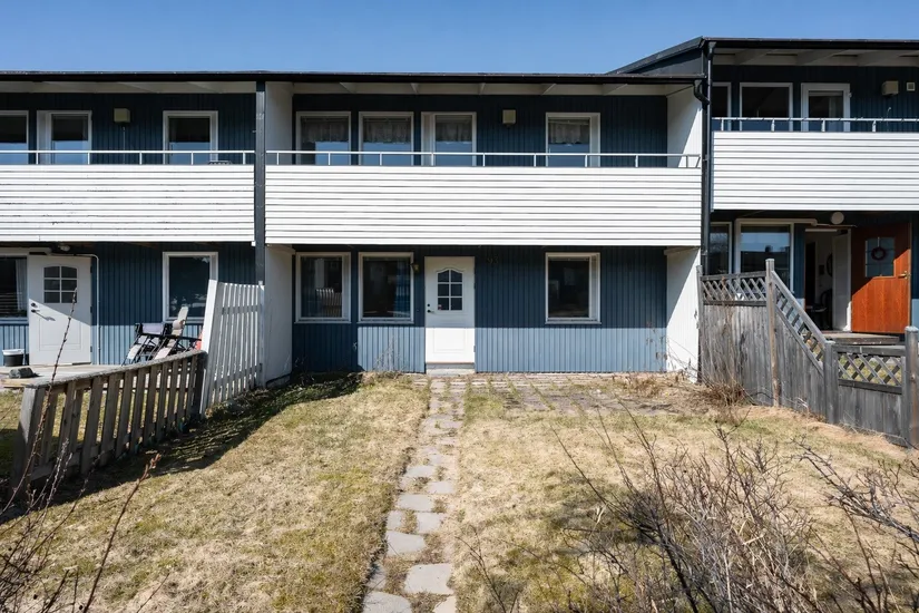 Radhus, Hemmansvägen 93, Bondsjöhöjden, Härnösand