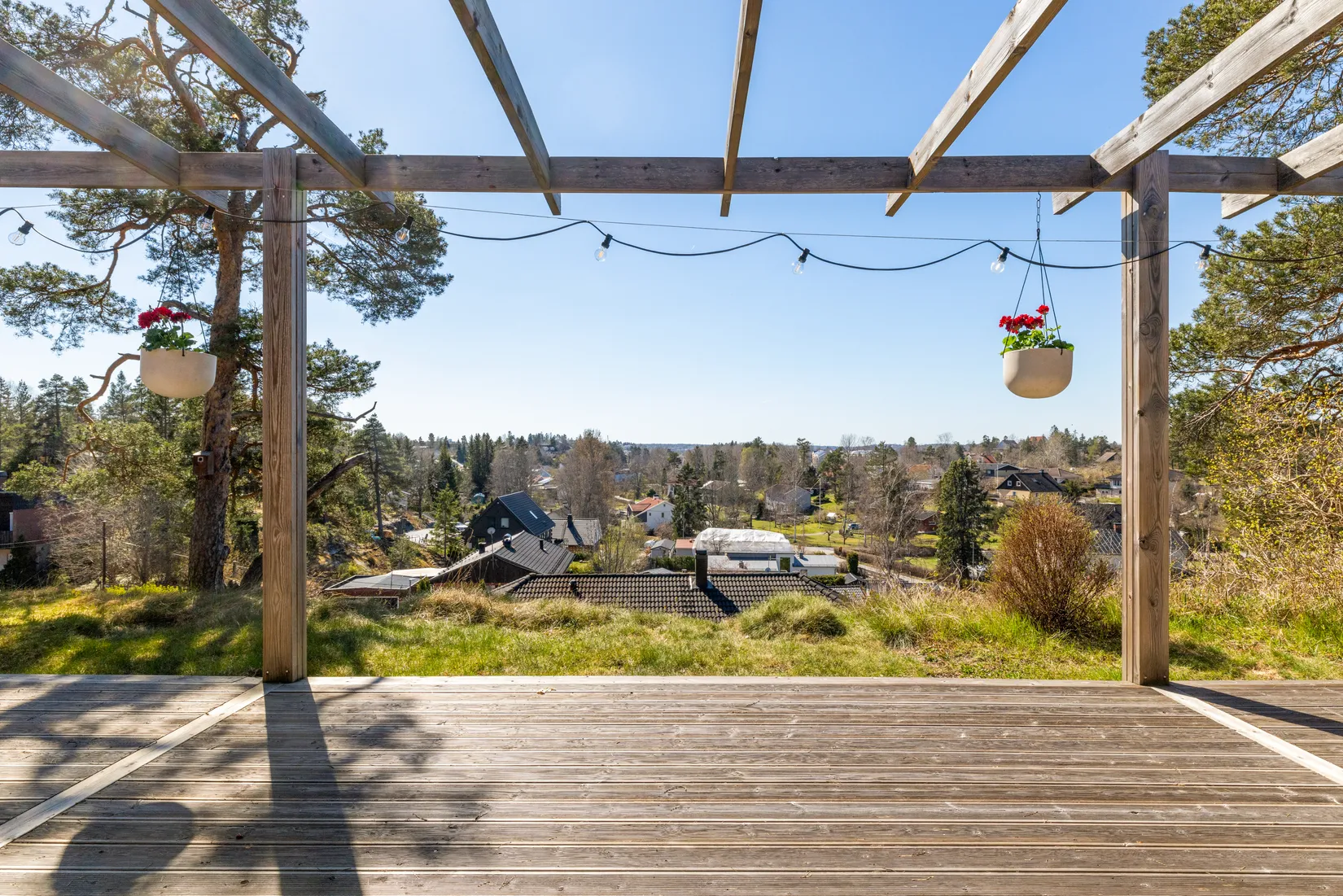 Villa, Junibacken 20, Trollbäcken / Skälsätra, Tyresö
