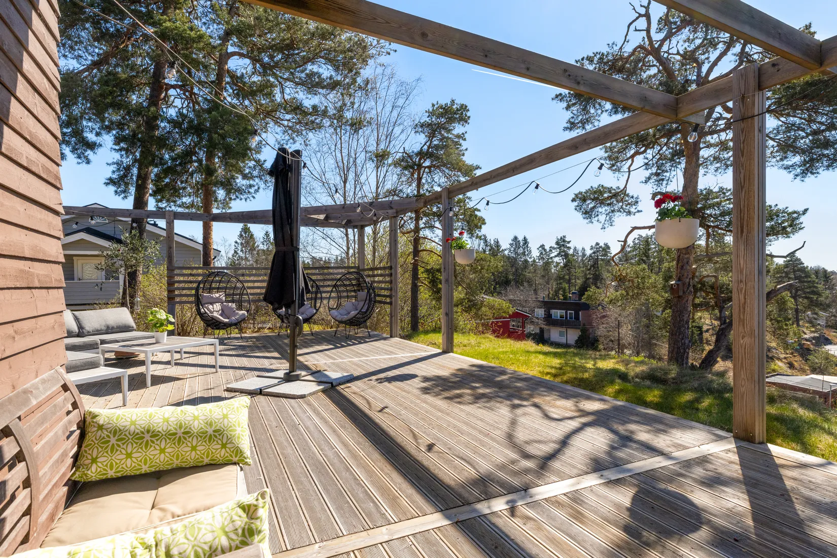 Villa, Junibacken 20, Trollbäcken / Skälsätra, Tyresö