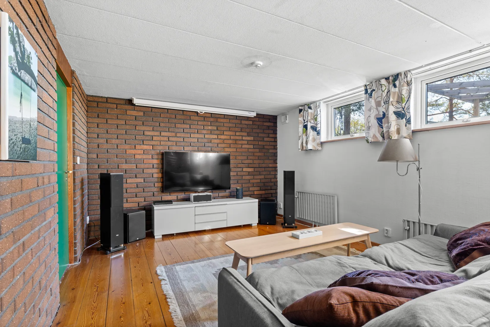 Villa, Junibacken 20, Trollbäcken / Skälsätra, Tyresö