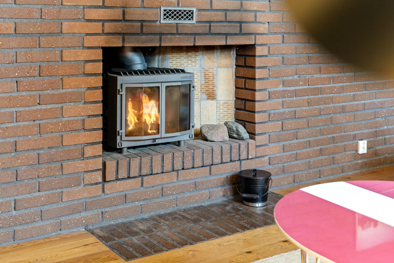 Villa, Junibacken 20, Trollbäcken / Skälsätra, Tyresö